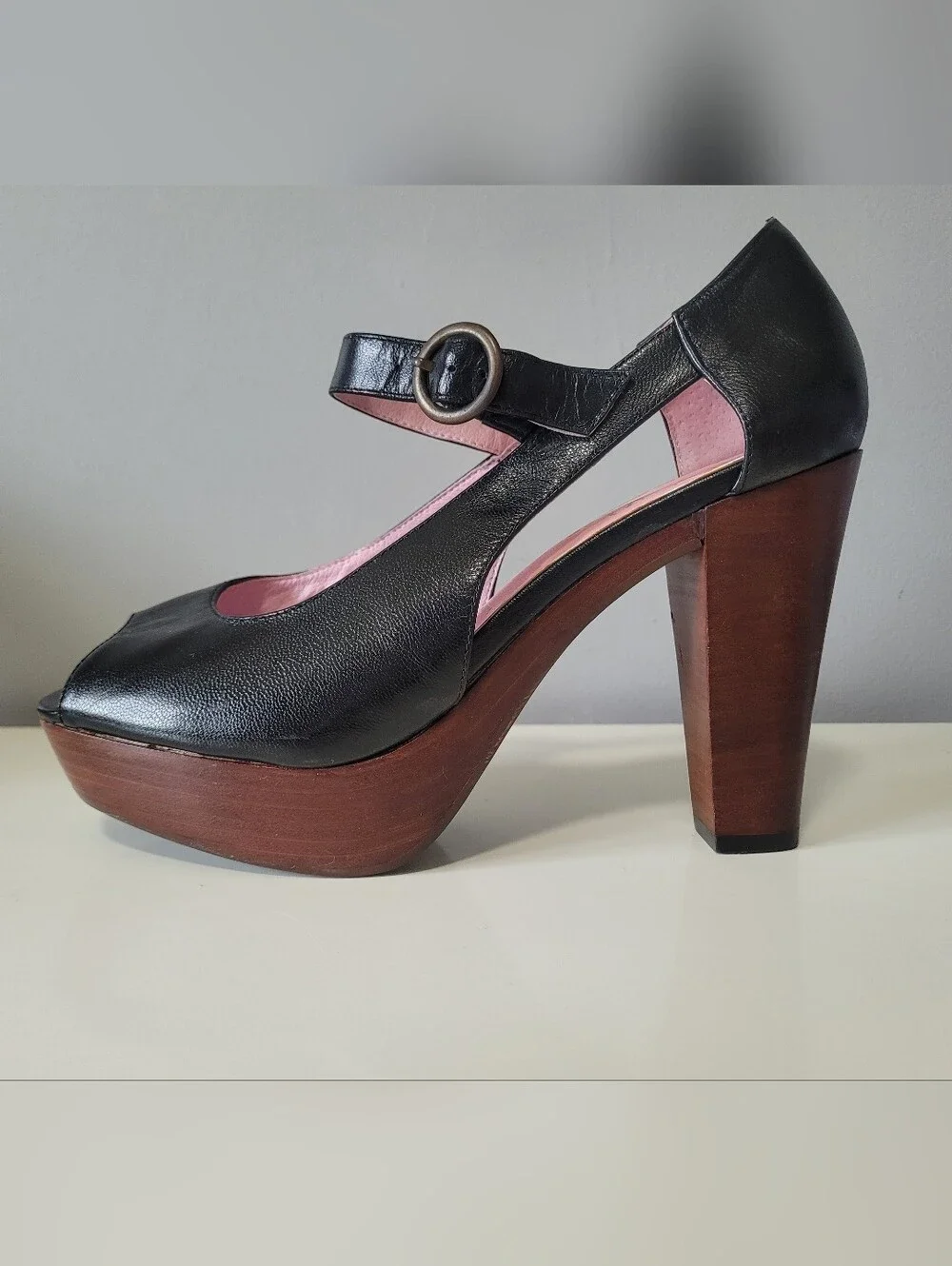 Jeffrey Campbell Dobrica Leather Wood Platform Mary Jane Pumps, GUC, Size 40